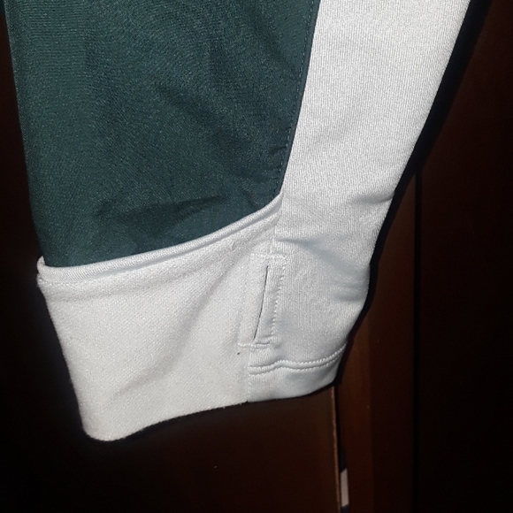 New balance jacket xl BUNDLE ONLY - Picture 5 of 5